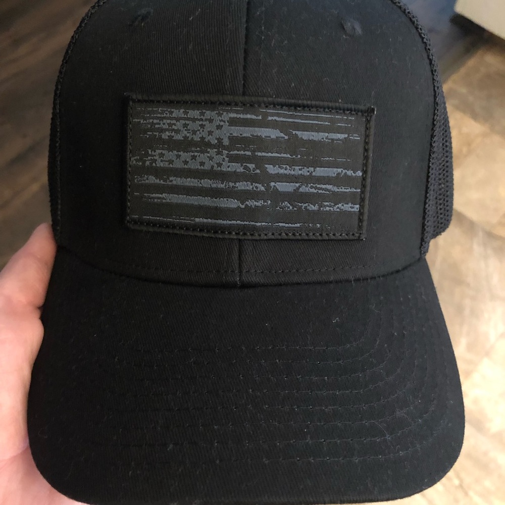 Men’s American Flag hat, NEW